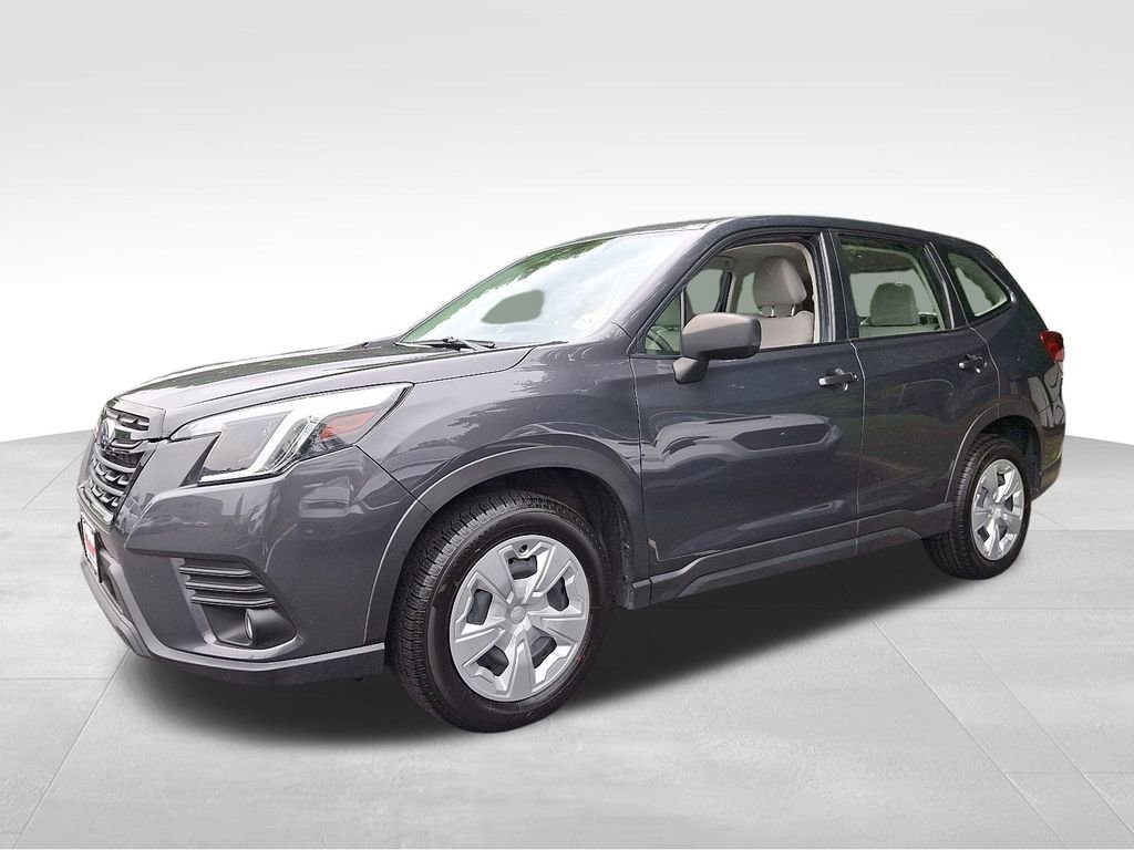 Used 2023 Subaru Forester image 3