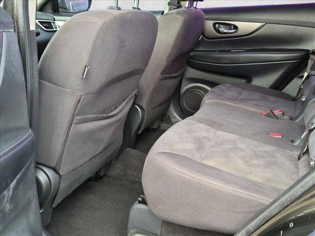 Used 2016 Nissan Rogue S FWD image 25