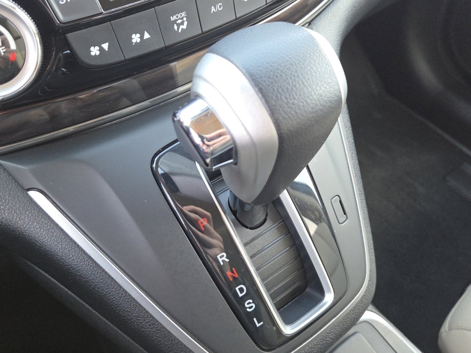 Used 2016 Honda CR-V EX-L image 30