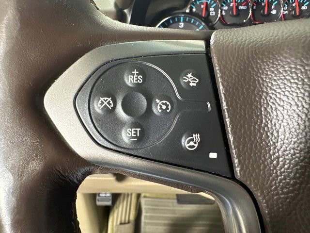 Used 2019 Chevrolet Suburban LT w/ Luxury Package image 13