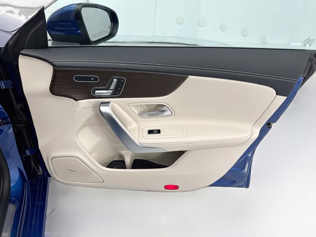 Certified 2026 Mercedes-Benz CLA 250 image 23
