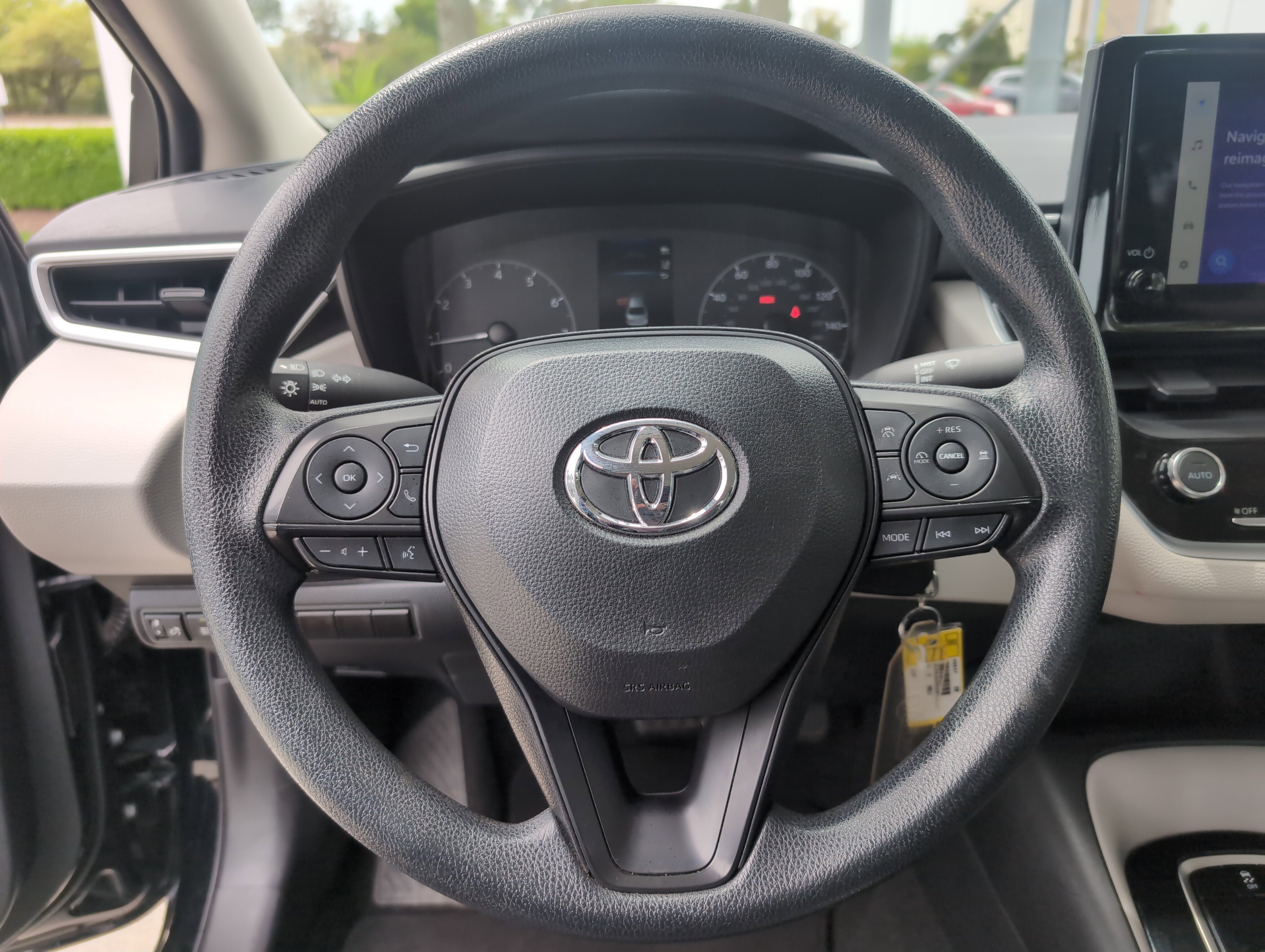 Certified 2024 Toyota Corolla LE FWD image 18