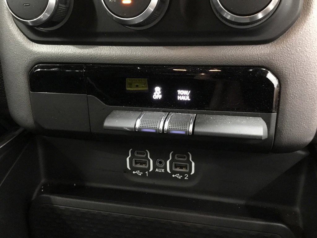 Used 2023 RAM 1500 Big Horn AWD/4WD image 22