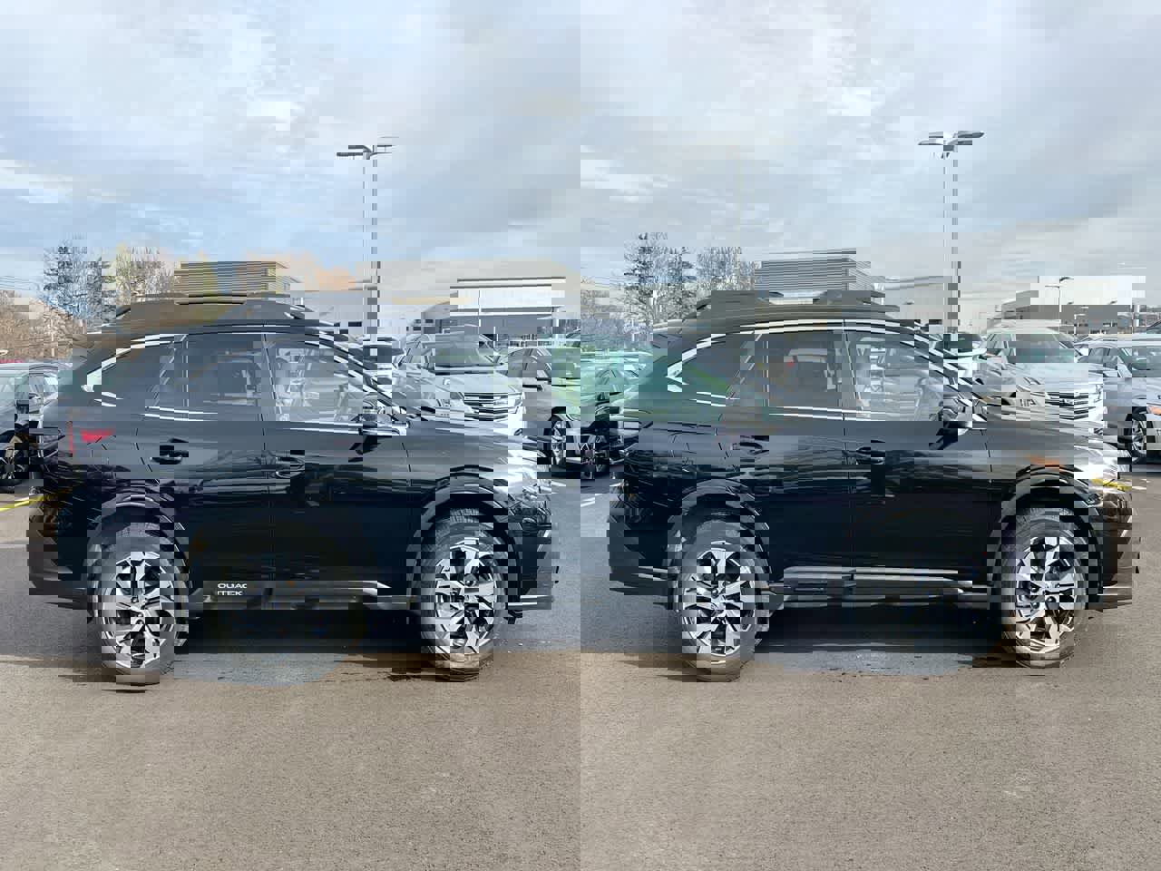 Used 2020 Subaru Outback Limited image 14