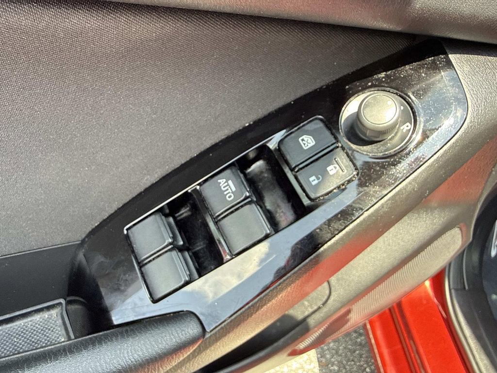 Used 2017 MAZDA MAZDA3 Sport FWD image 23