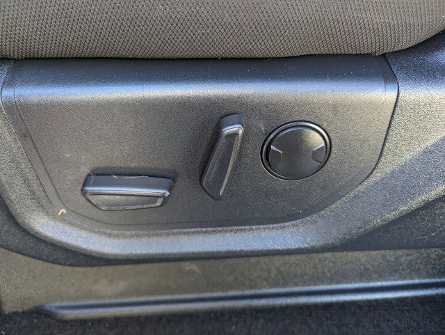 Used 2020 Ford F150 XLT w/ Equipment Group 302A Luxury AWD/4WD image 12