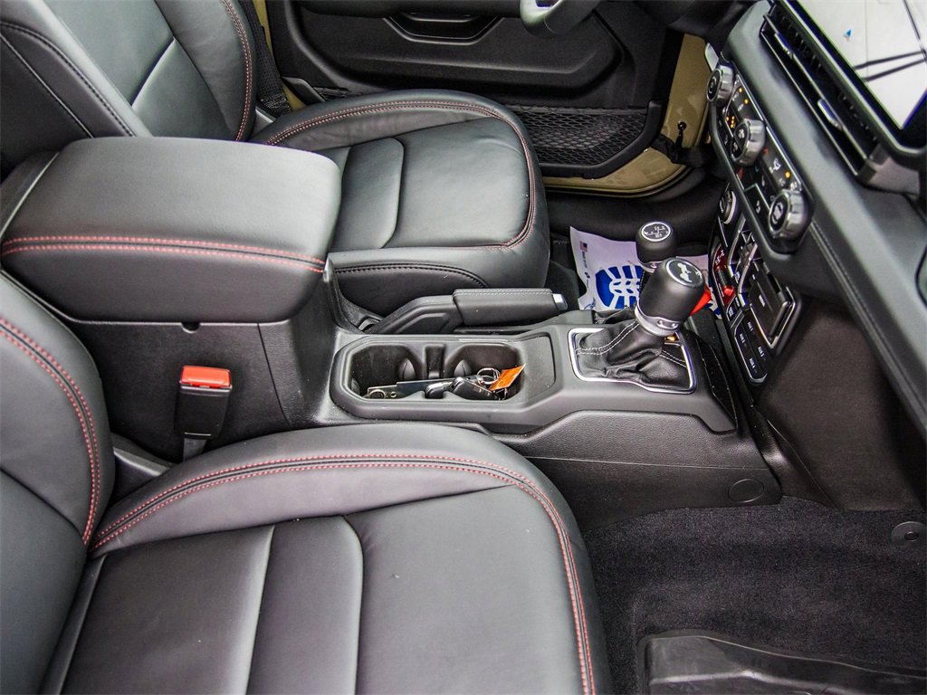 Used 2025 Jeep Wrangler Unlimited Rubicon image 21