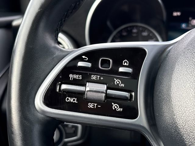 Used 2020 Mercedes-Benz GLC 300 4MATIC image 20