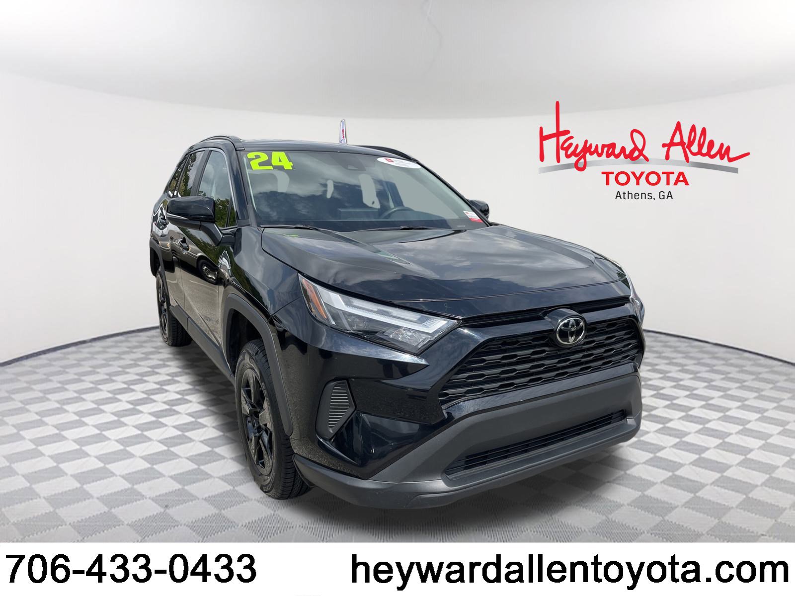 Certified 2024 Toyota RAV4 XLE image 1