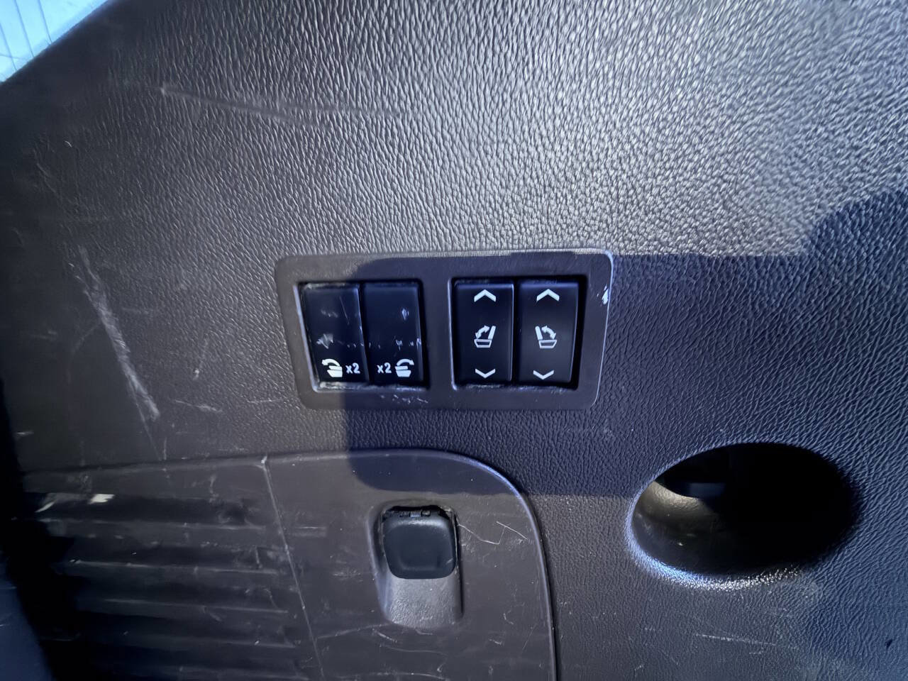 Used 2015 Chevrolet Tahoe LTZ w/ Texas Edition image 53