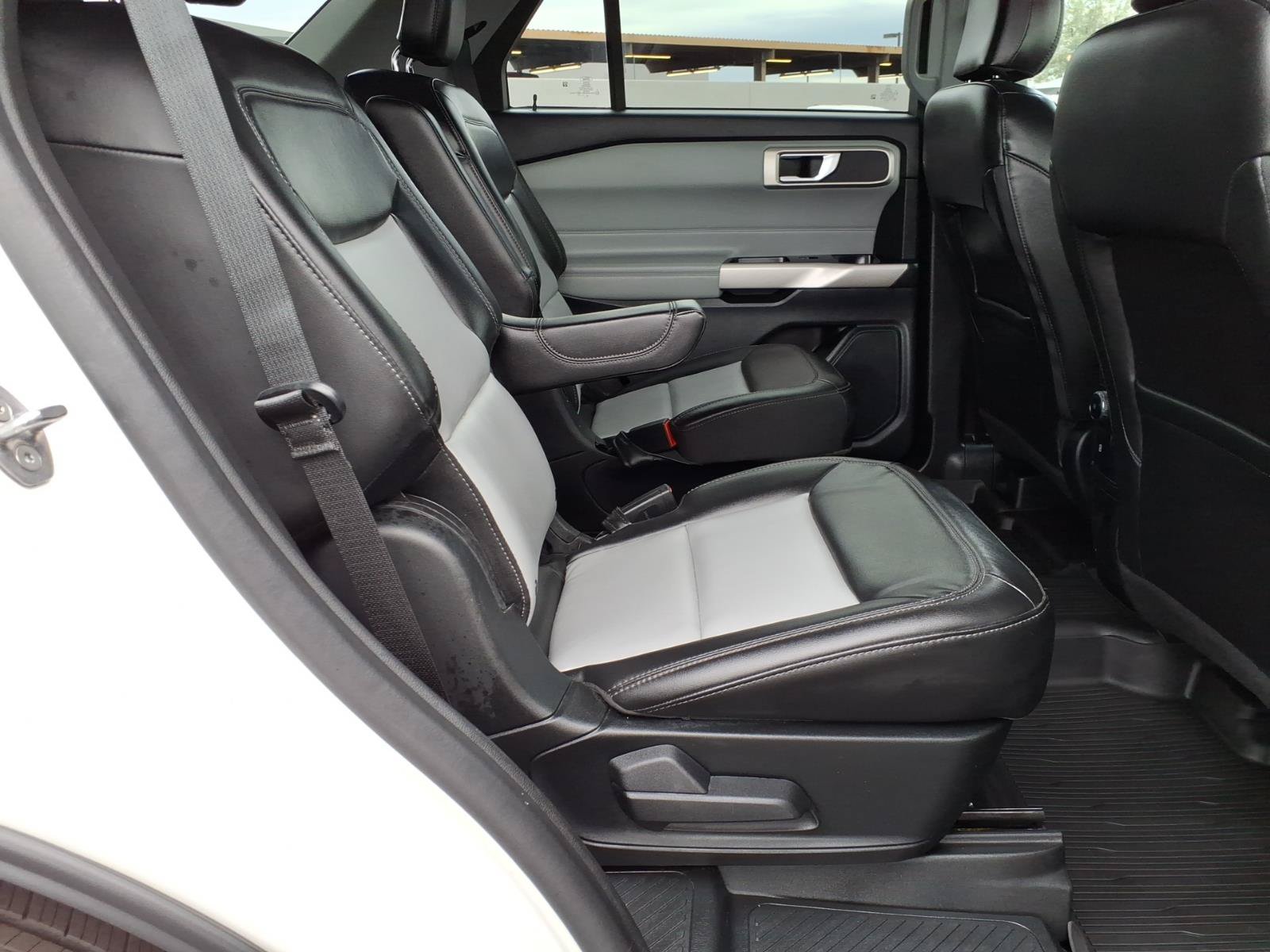 Certified 2023 Ford Explorer XLT w/ Equipment Group 202A AWD/4WD image 14