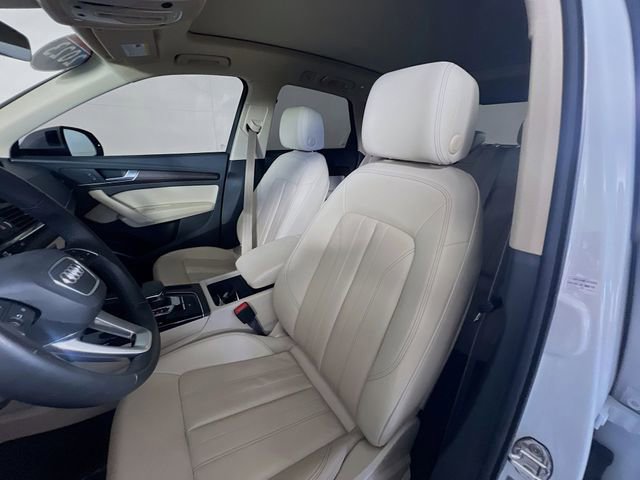 Used 2023 Audi Q5 2.0T Premium w/ Convenience Package AWD/4WD image 10