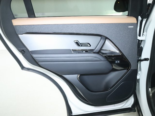 Used 2024 Land Rover Range Rover Sport Dynamic SE AWD/4WD image 33