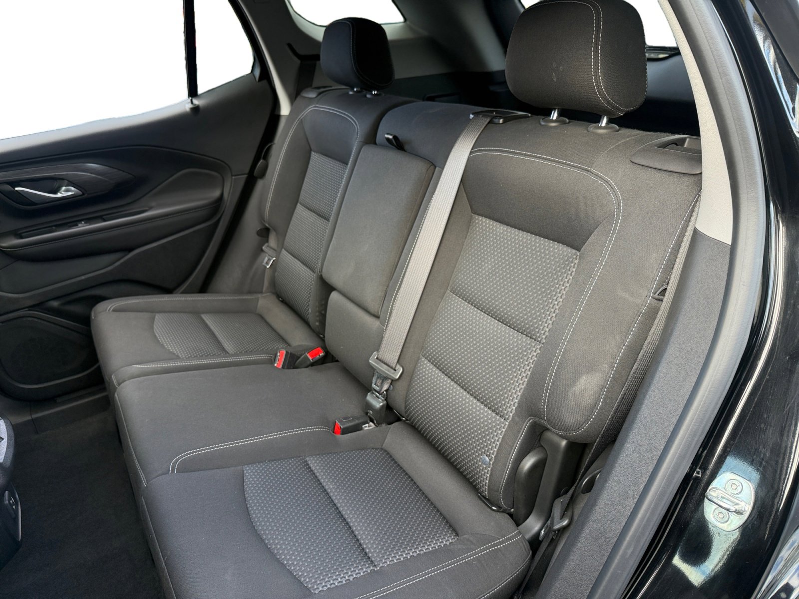 Used 2022 GMC Terrain SLE w/ Driver Convenience Package image 13