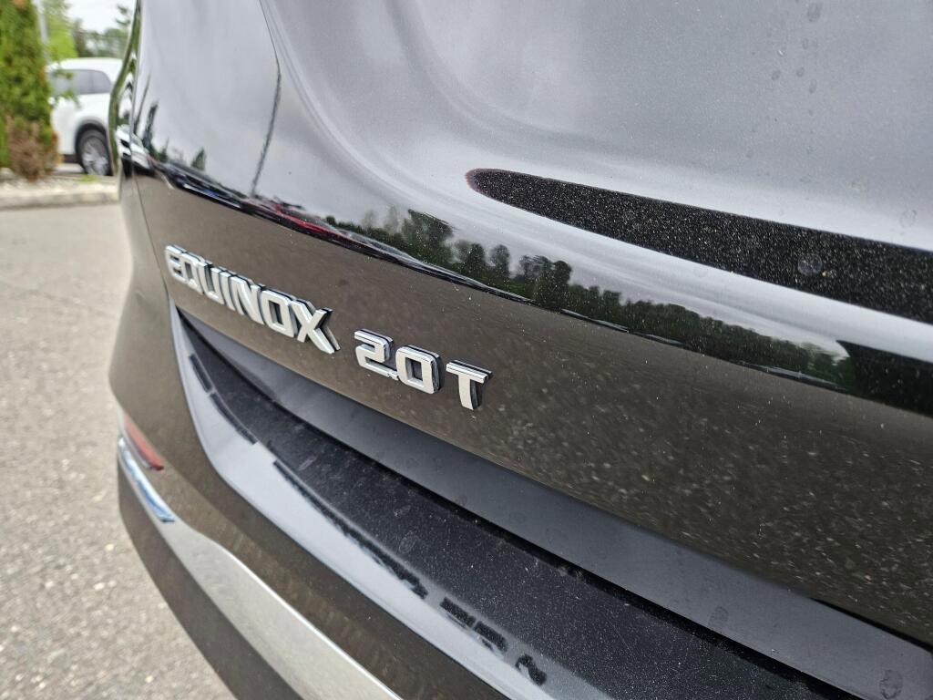 Used 2019 Chevrolet Equinox LT w/ LT True North Edition AWD/4WD image 9