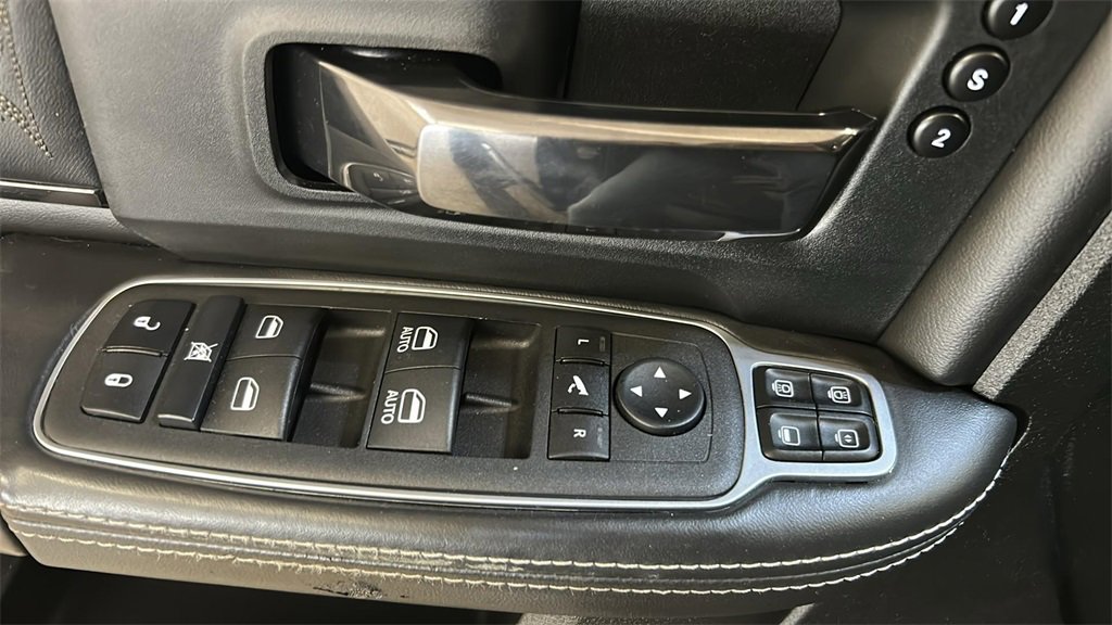 Used 2024 RAM 2500 Limited image 26