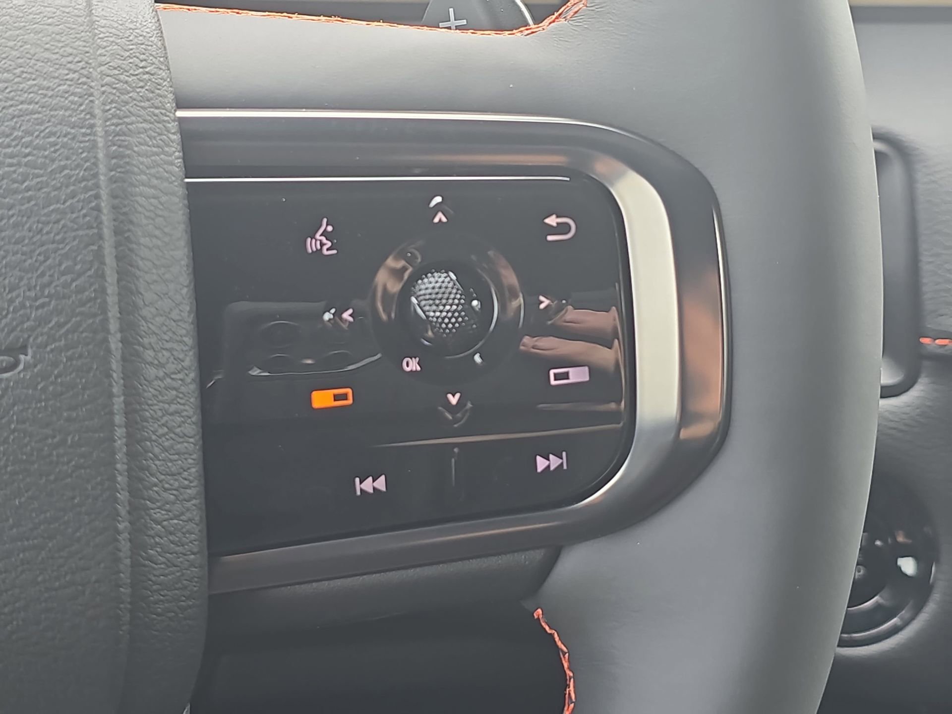 New 2026 Nissan Armada PRO-4X AWD/4WD image 18