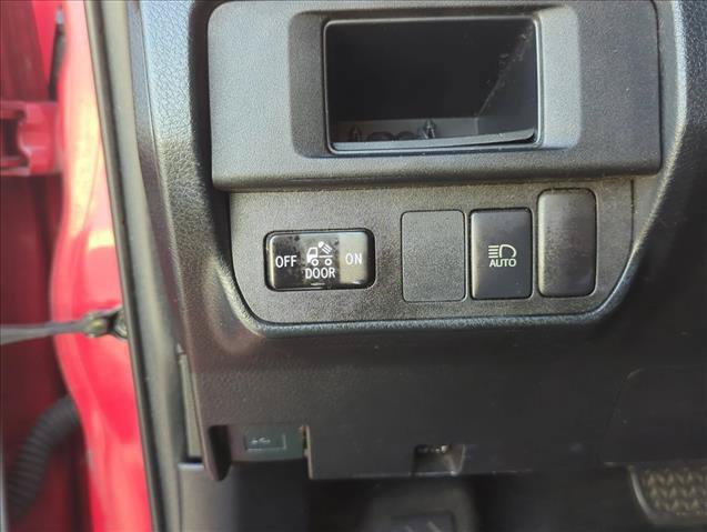 Used 2019 Toyota Tacoma SR5 RWD image 13