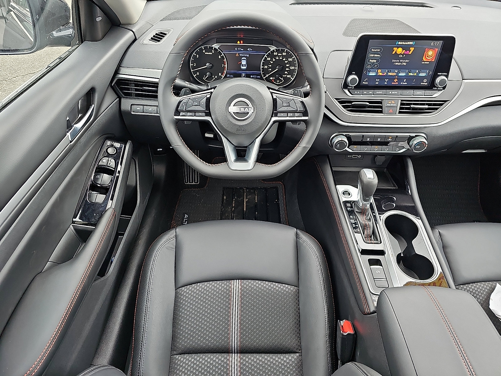 Used 2025 Nissan Altima 2.5 SR image 12