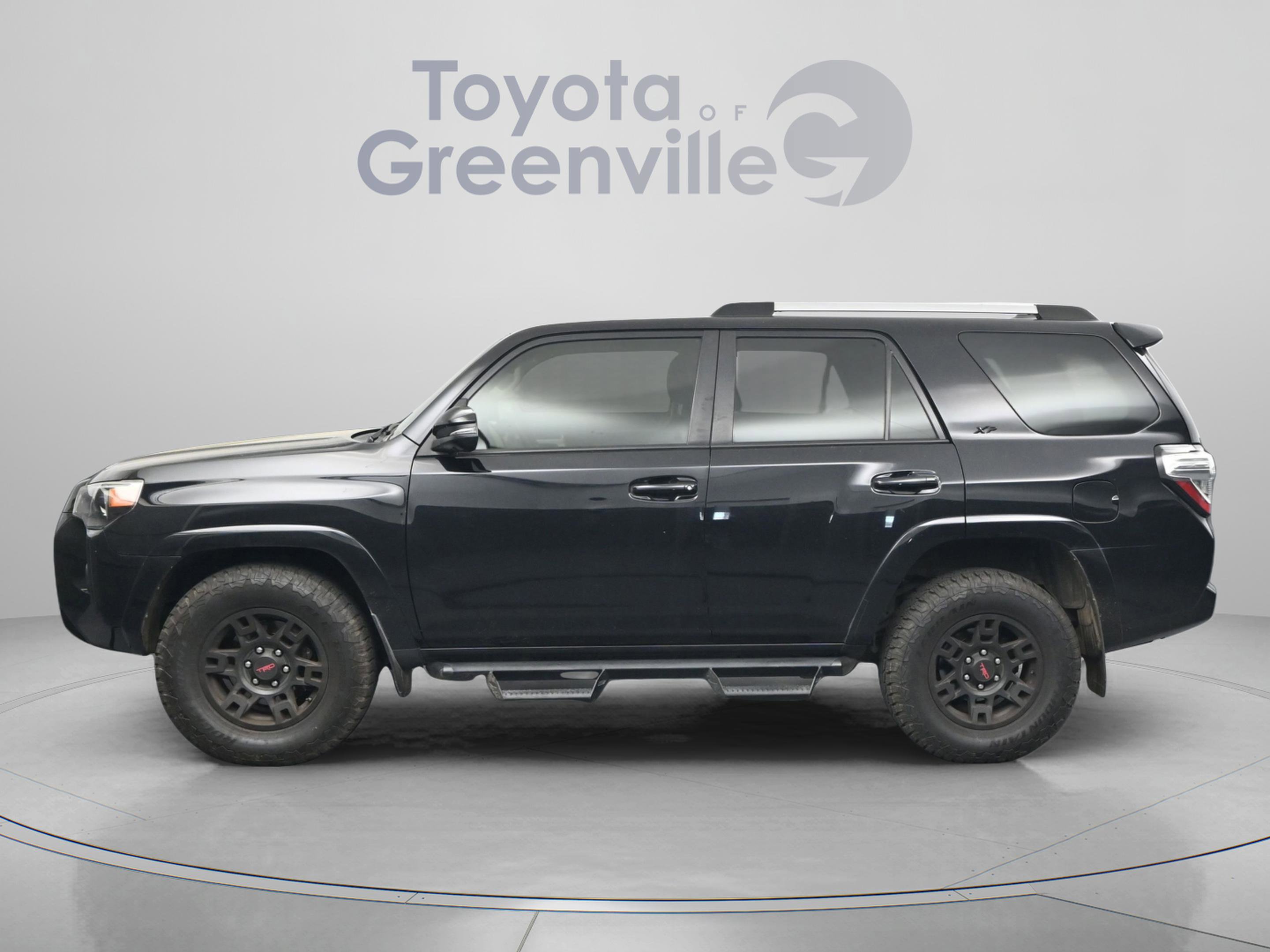 Used 2022 Toyota 4Runner SR5 Premium w/ Moonroof Package image 5