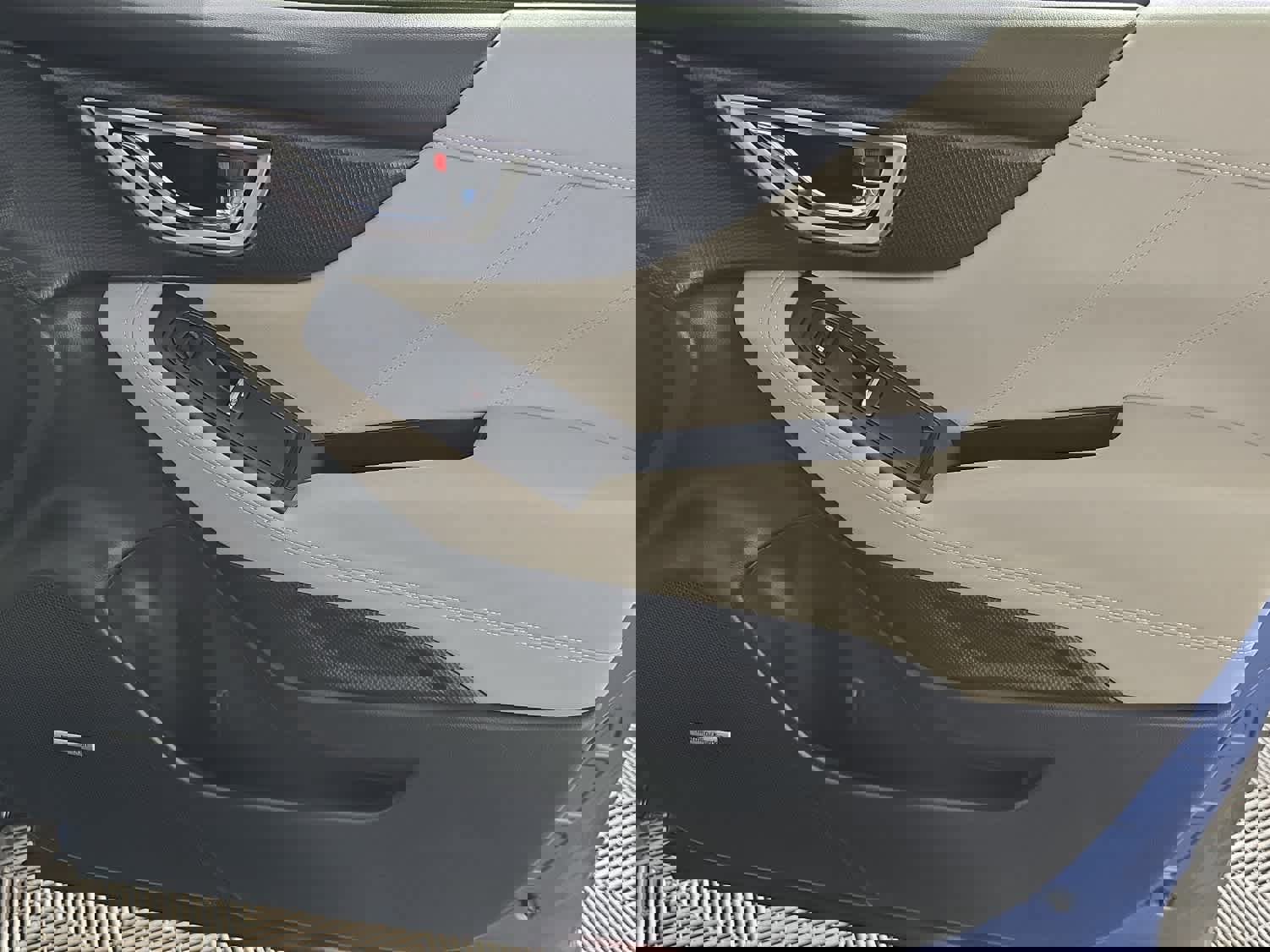 Used 2021 Subaru Forester Limited image 9