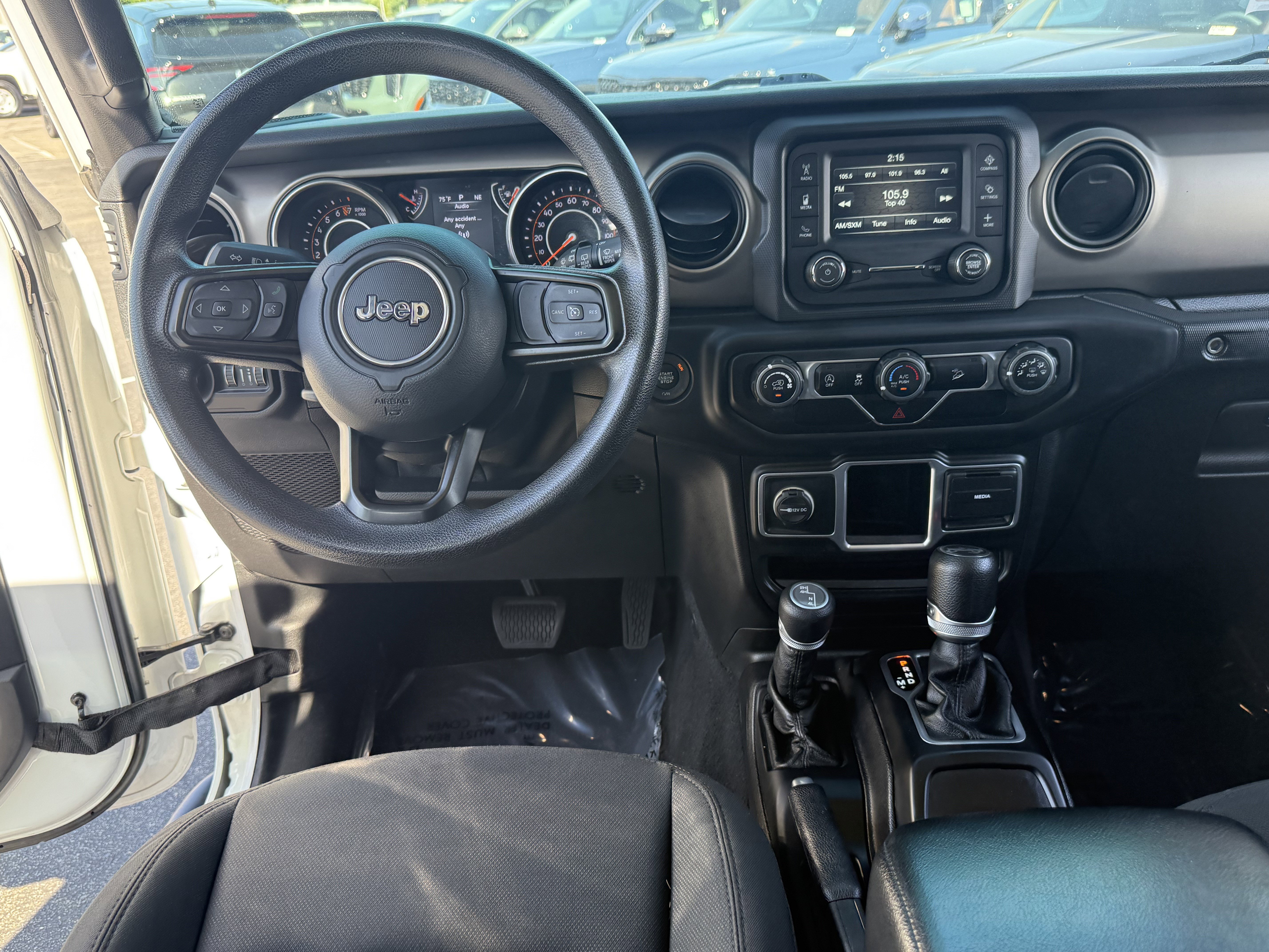 Used 2018 Jeep Wrangler Unlimited Sport image 25