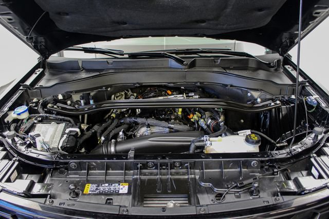 Certified 2025 Ford Explorer ST-Line AWD/4WD image 12