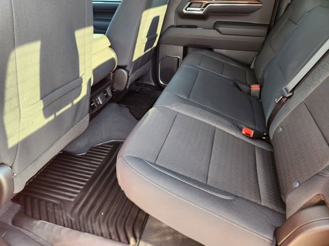 New 2026 Chevrolet Silverado 1500 LT w/ Safety Package RWD image 36