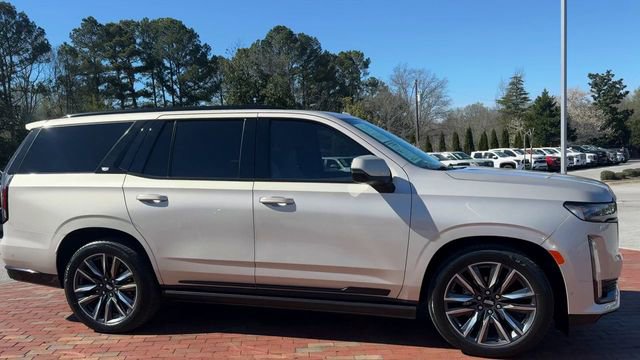 Used 2022 Cadillac Escalade Sport Platinum image 4