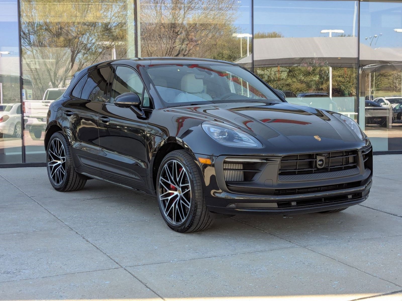 New 2026 Porsche Macan GTS image 7