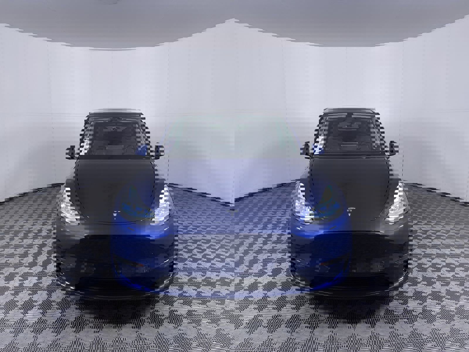 Used 2024 Tesla Model Y Long Range image 28