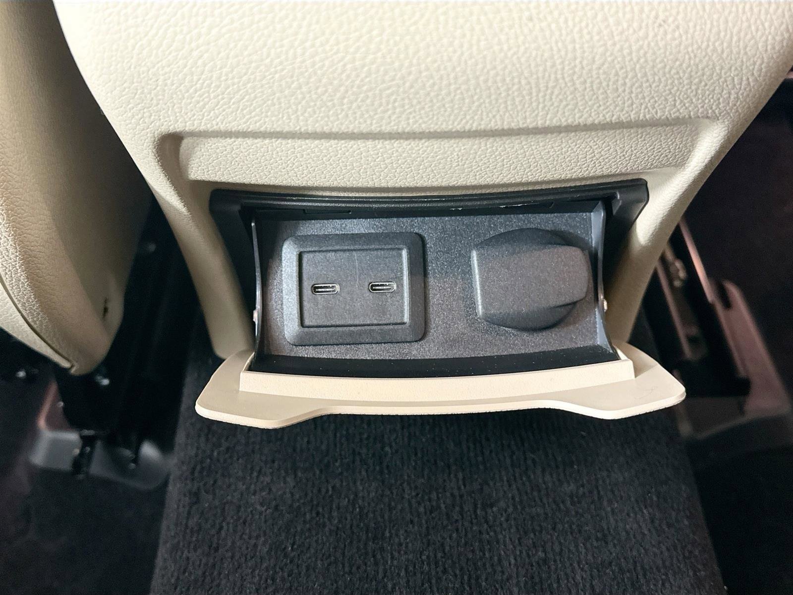 Certified 2022 Mercedes-Benz GLC 300 4MATIC image 33