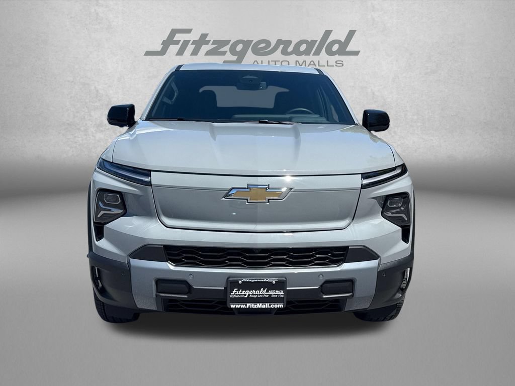 New 2026 Chevrolet Silverado EV LT w/ Plus Package AWD/4WD image 5