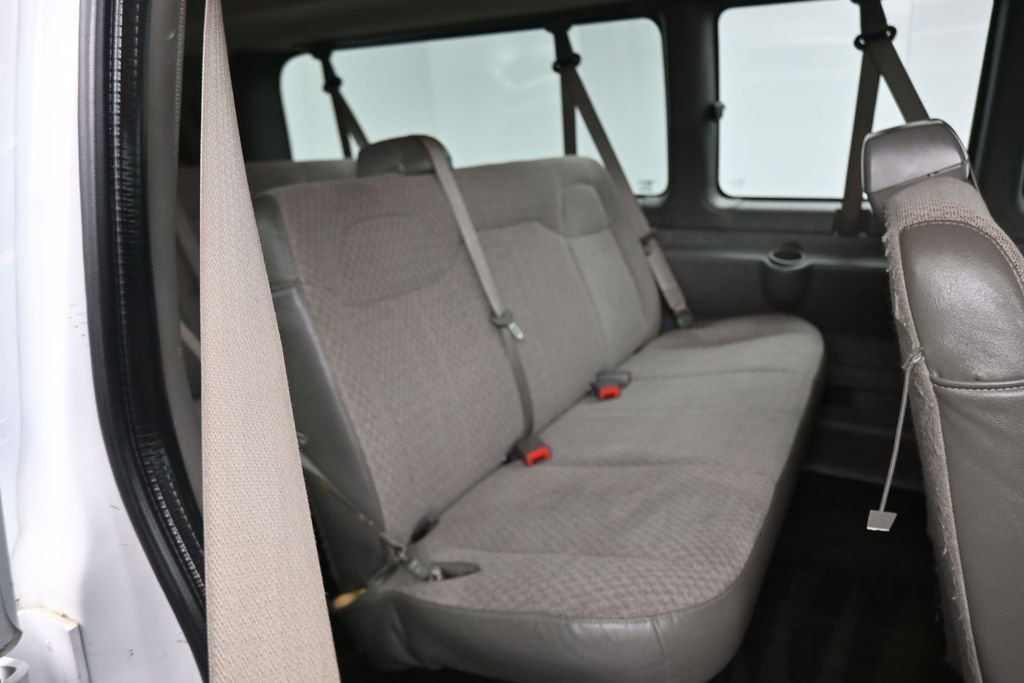 Used 2017 Chevrolet Express 3500 LT w/ LT Preferred Equipment Group RWD image 27