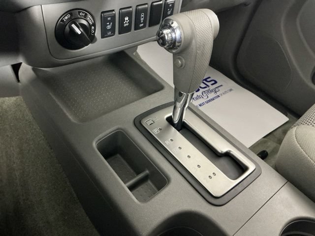 Used 2015 Nissan Frontier SV w/ SV Value Truck Package AWD/4WD image 21