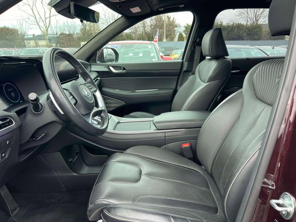 Used 2023 Hyundai Palisade Calligraphy image 15