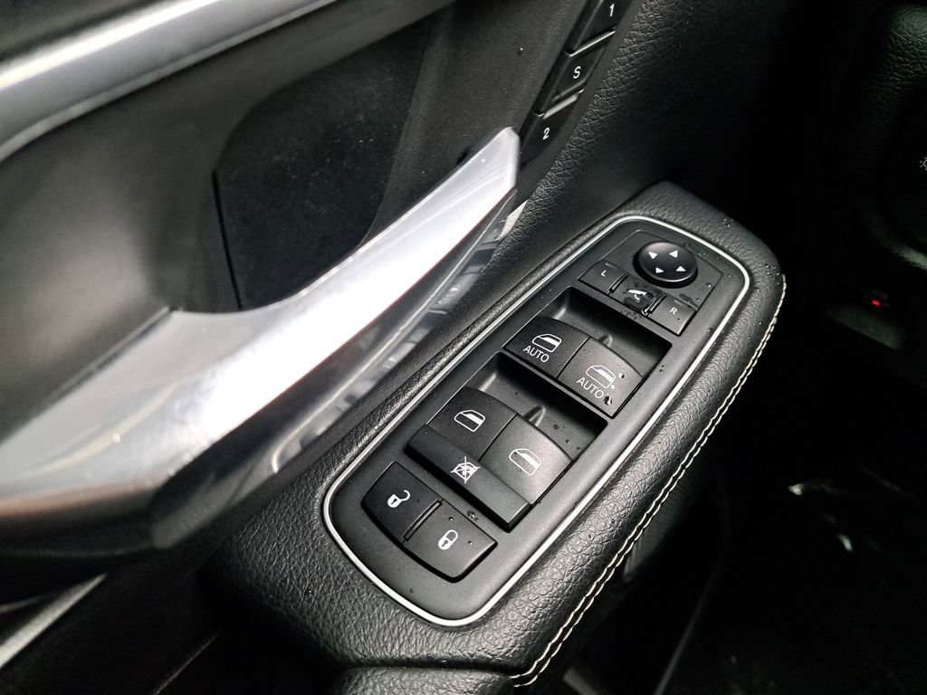 Used 2020 RAM 1500 Laramie w/ Sport Appearance Package image 25
