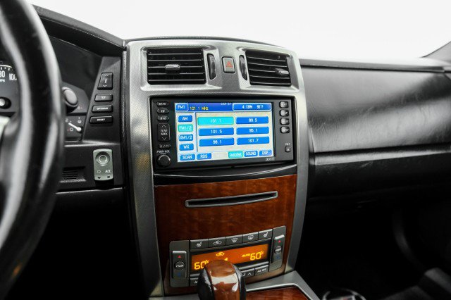 Used 2006 Cadillac XLR RWD image 24