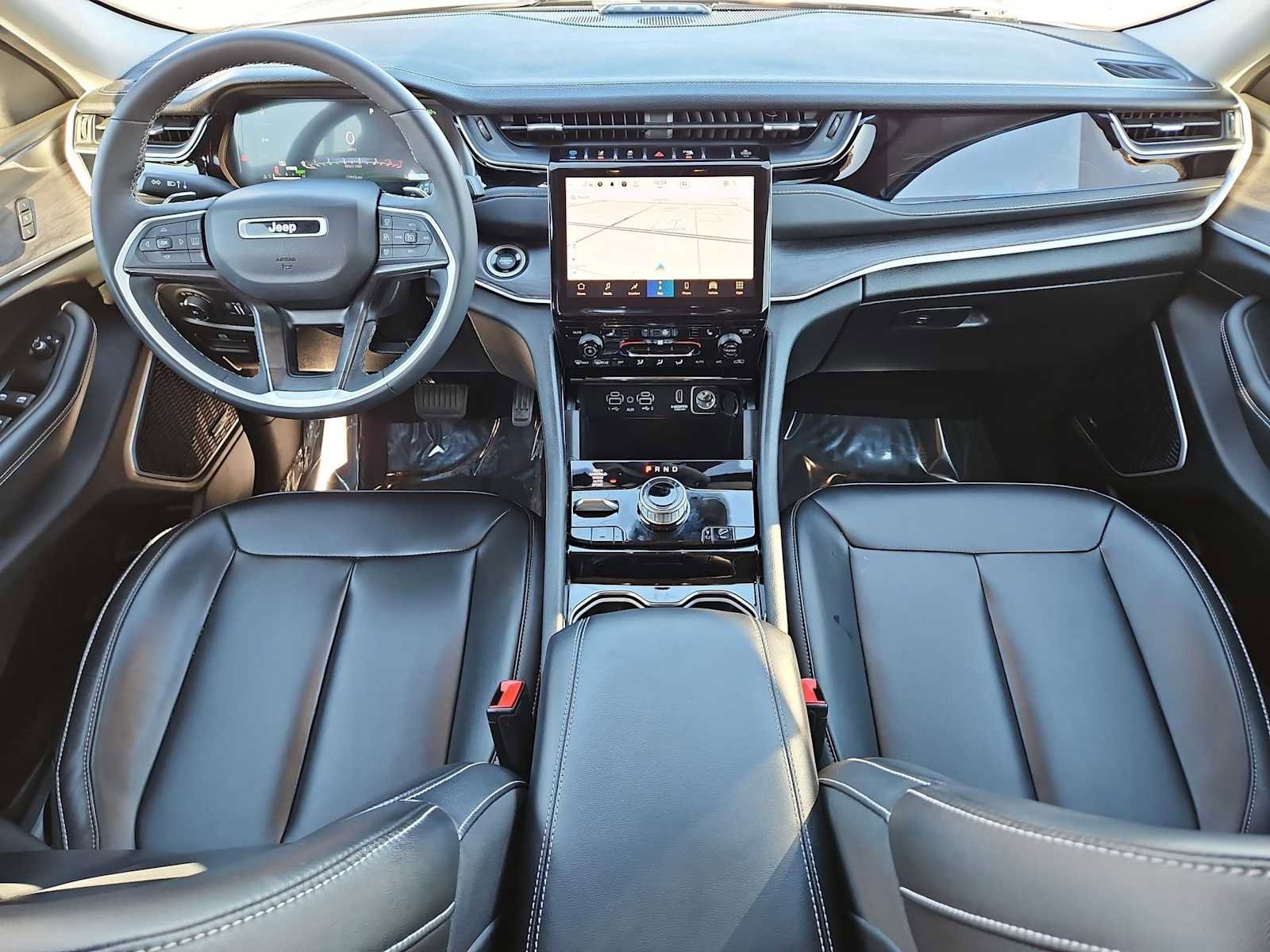 Used 2023 Jeep Grand Cherokee 4WD 4xe image 16