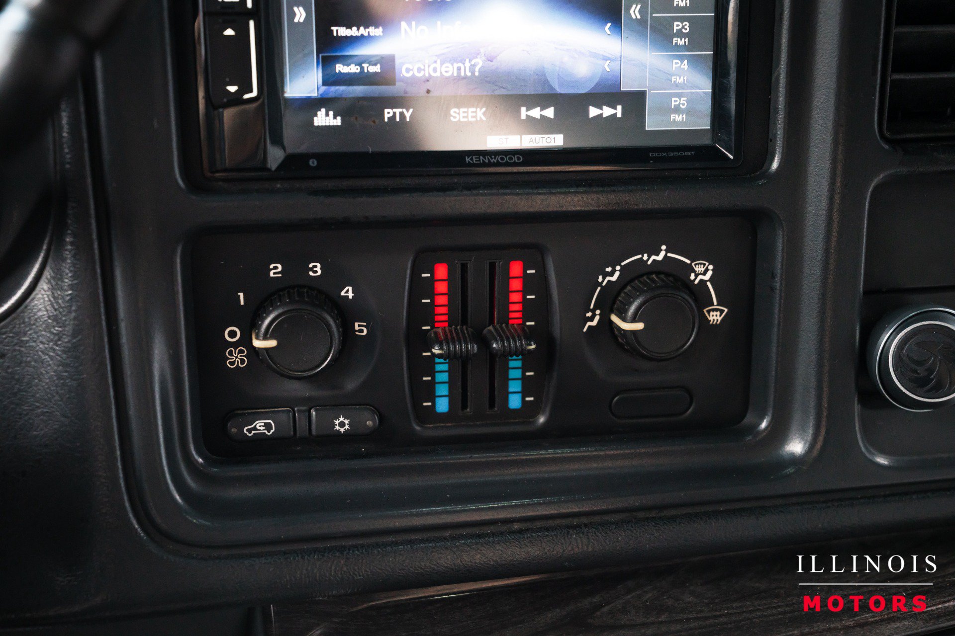 Used 2003 Chevrolet Silverado 1500 2WD Regular Cab w/ Exterior Appearance Pkg image 22