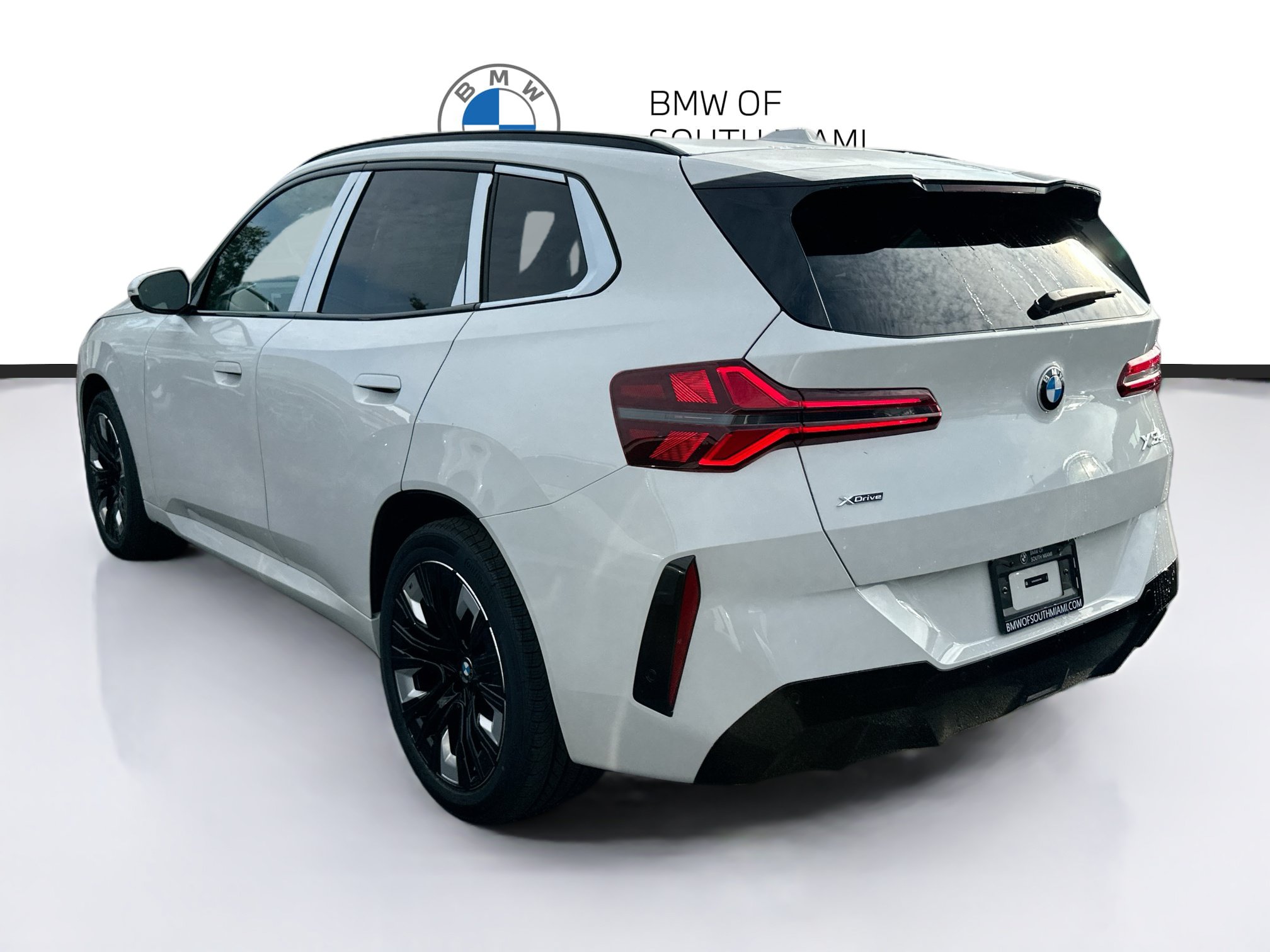 New 2026 BMW X3 xDrive30i w/ M Sport Package AWD/4WD image 3