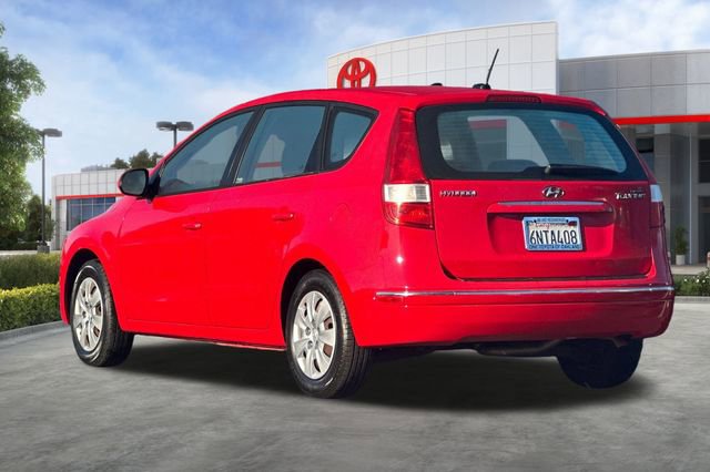 Used 2010 Hyundai Elantra GLS image 6