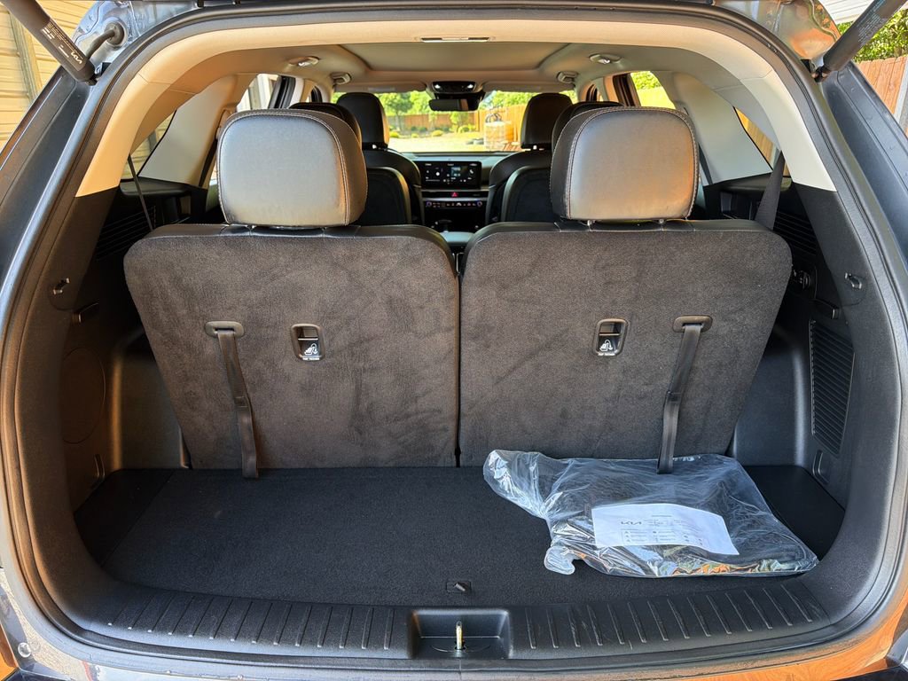 Used 2025 Kia Sorento SX image 34
