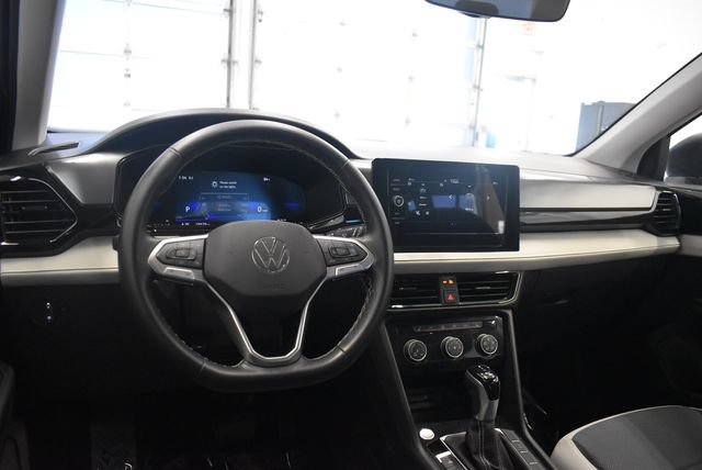 Used 2025 Volkswagen Taos S AWD/4WD image 23