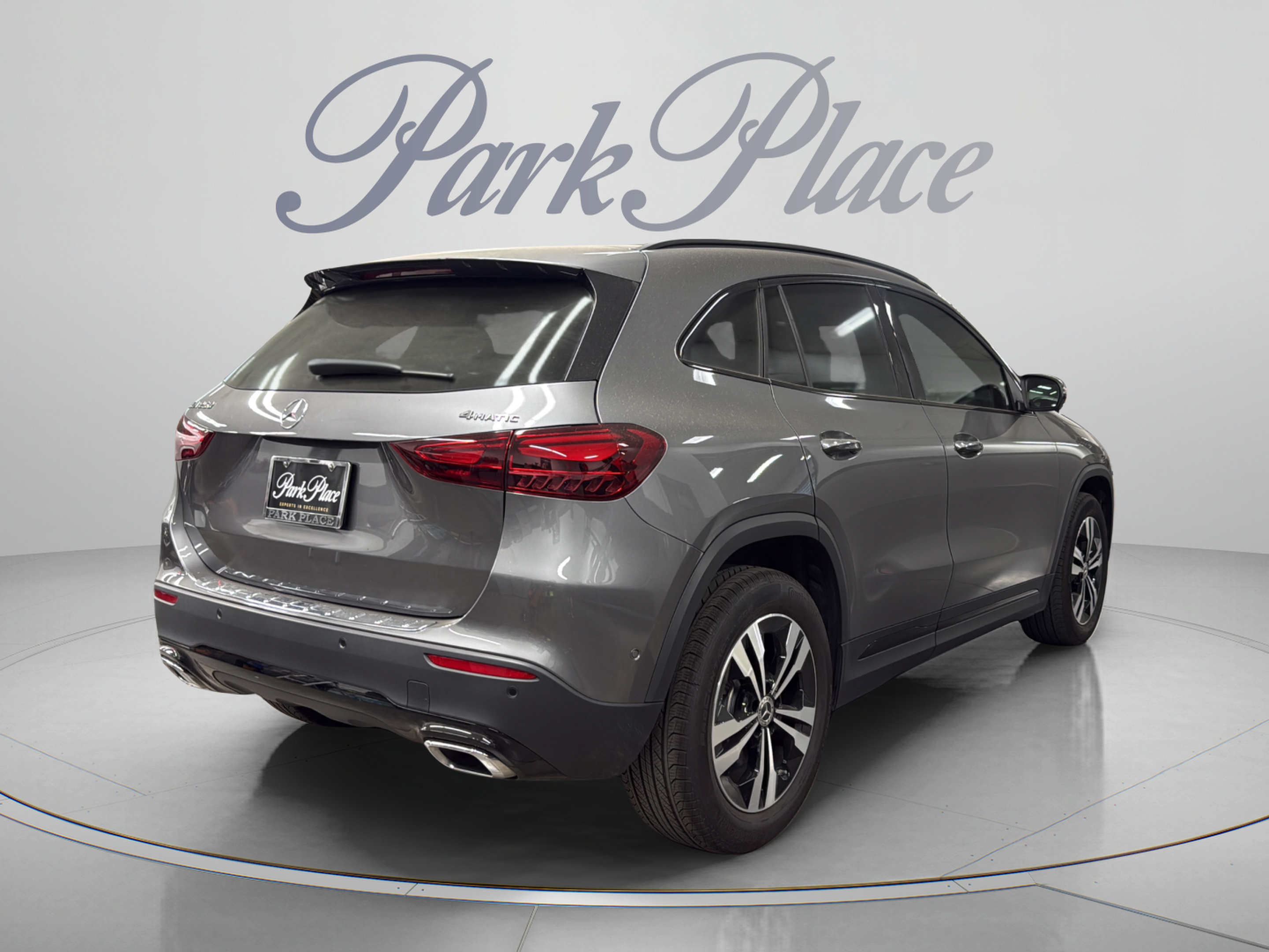 Used 2026 Mercedes-Benz GLA 250 4MATIC image 5