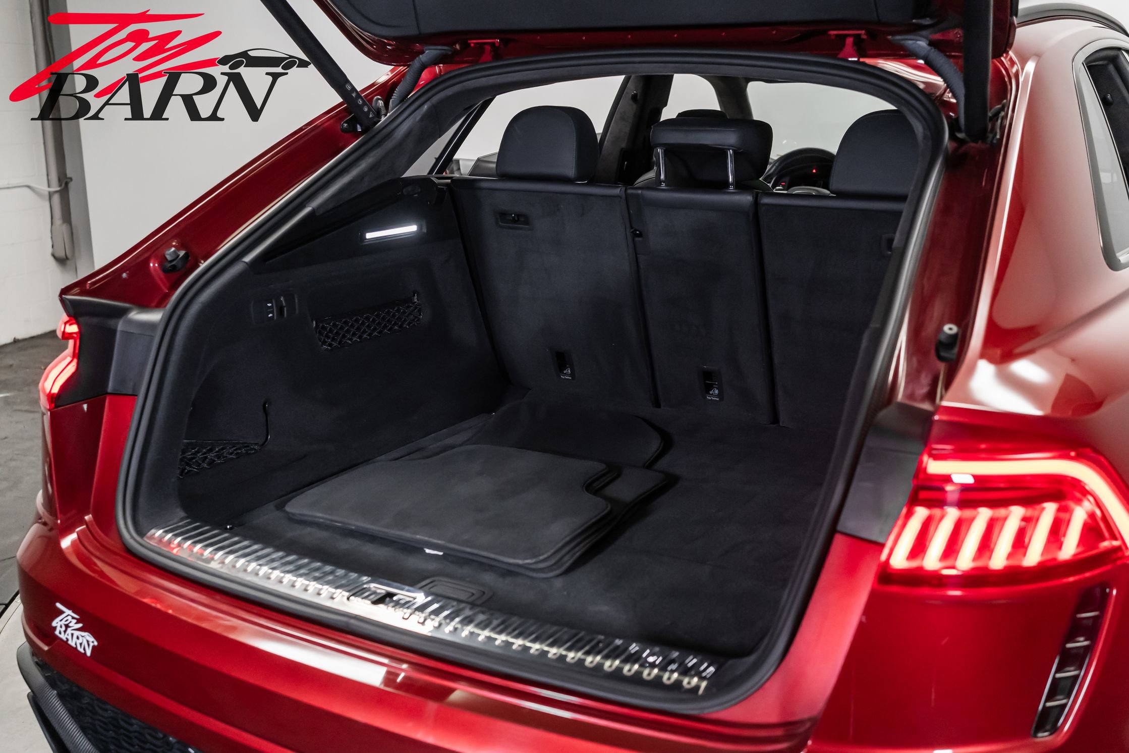 Used 2022 Audi RS Q8 4.0T image 56