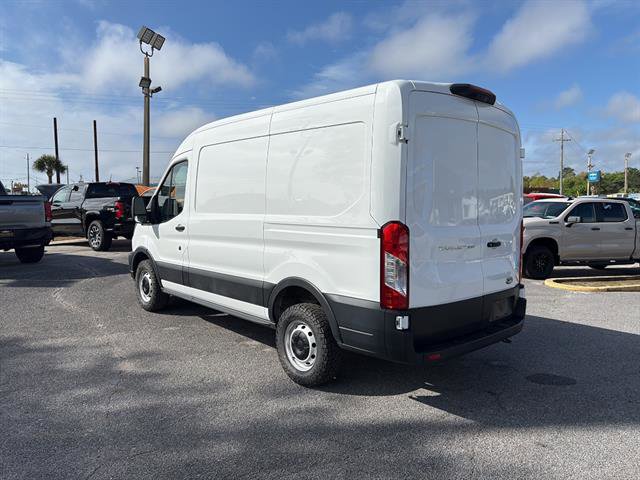 Used 2023 Ford Transit 250 Medium Roof image 5