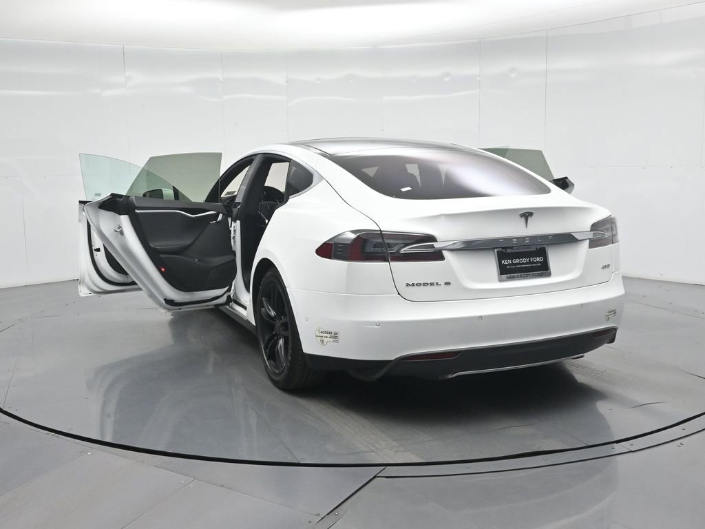 Used 2015 Tesla Model S 85D image 32