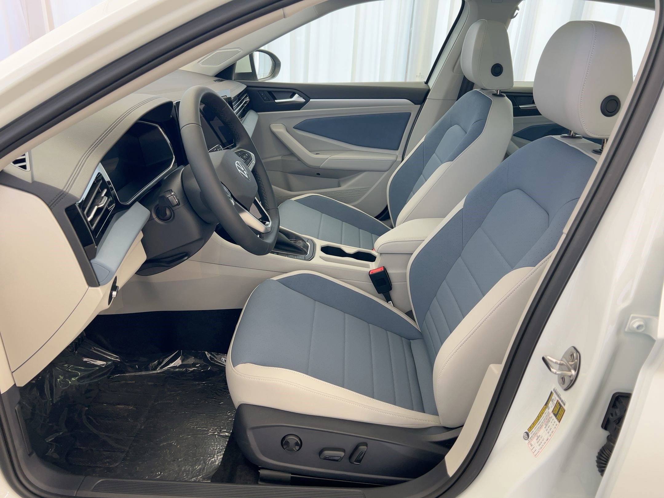 New 2026 Volkswagen Jetta SE image 13