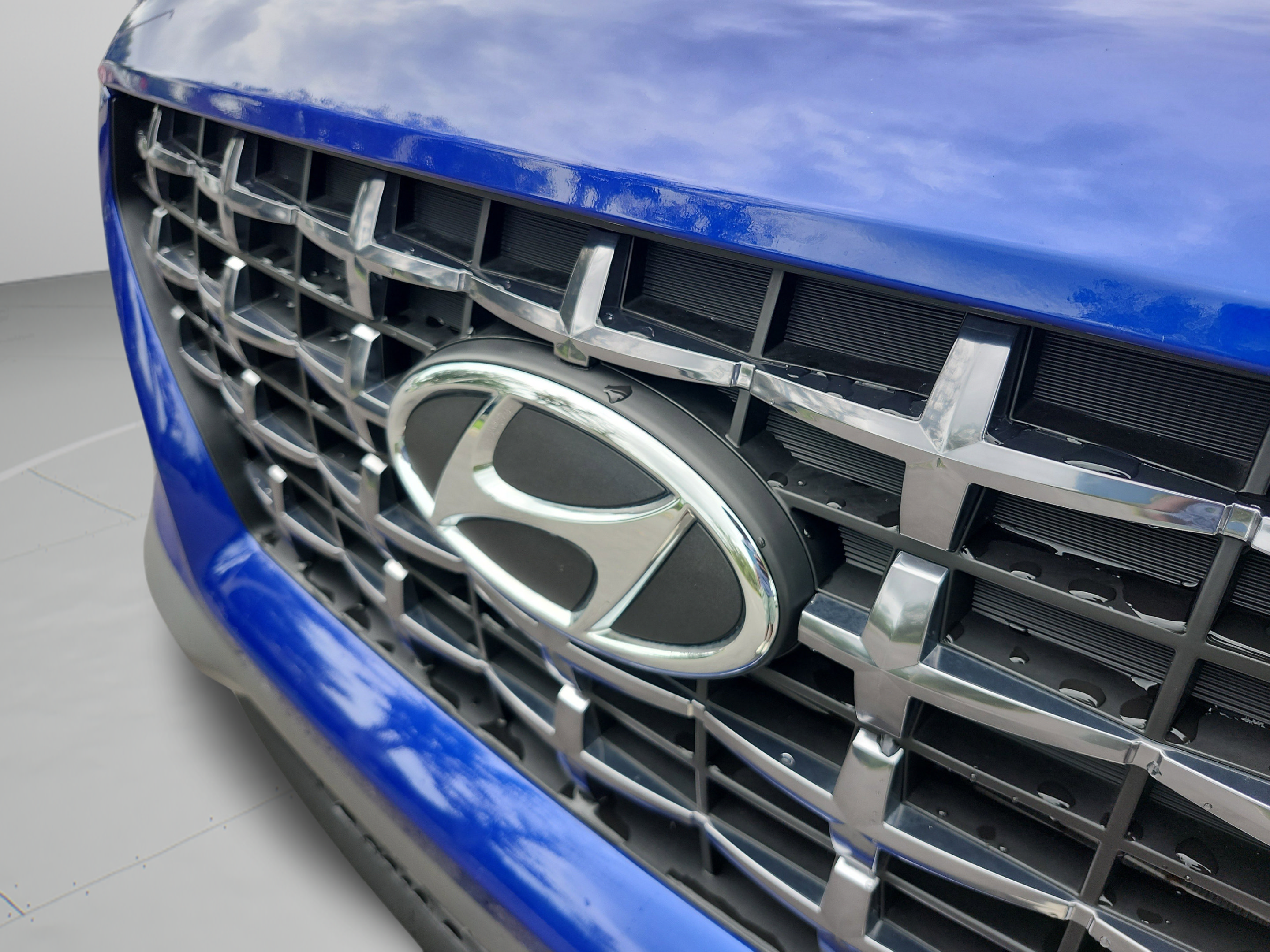 Certified 2026 Hyundai Venue SEL FWD image 30